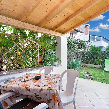רוביני Apartment Snjezana 1064 מראה חיצוני תמונה