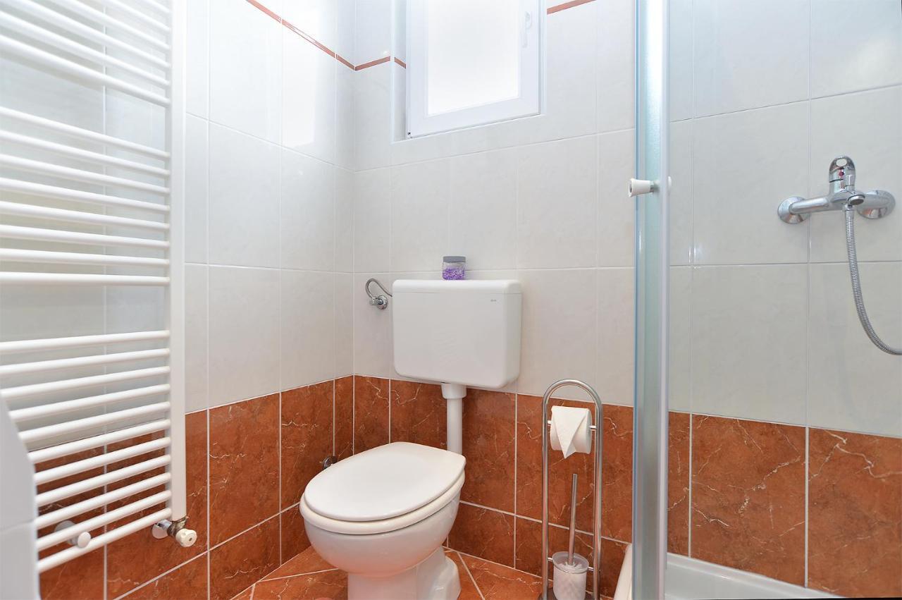 רוביני Apartment Snjezana 1064 מראה חיצוני תמונה