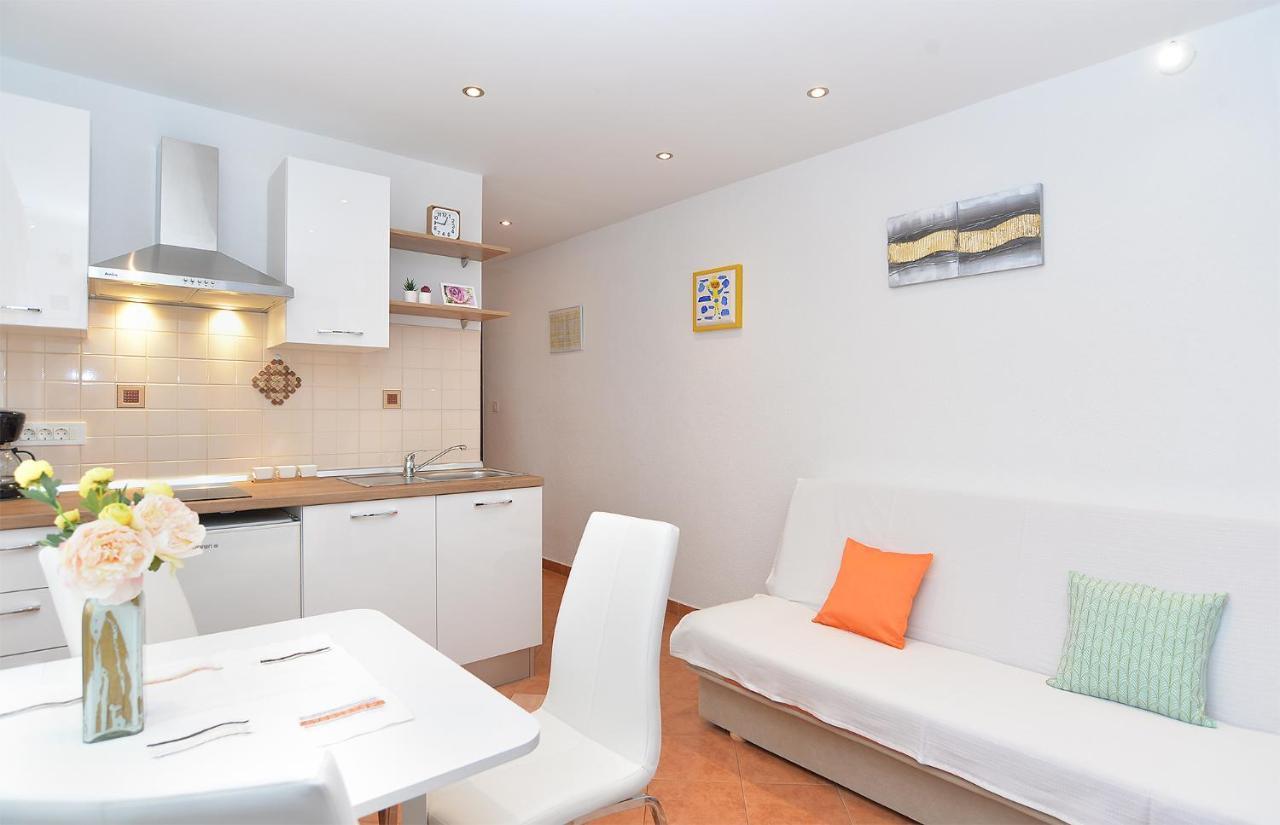 רוביני Apartment Snjezana 1064 מראה חיצוני תמונה