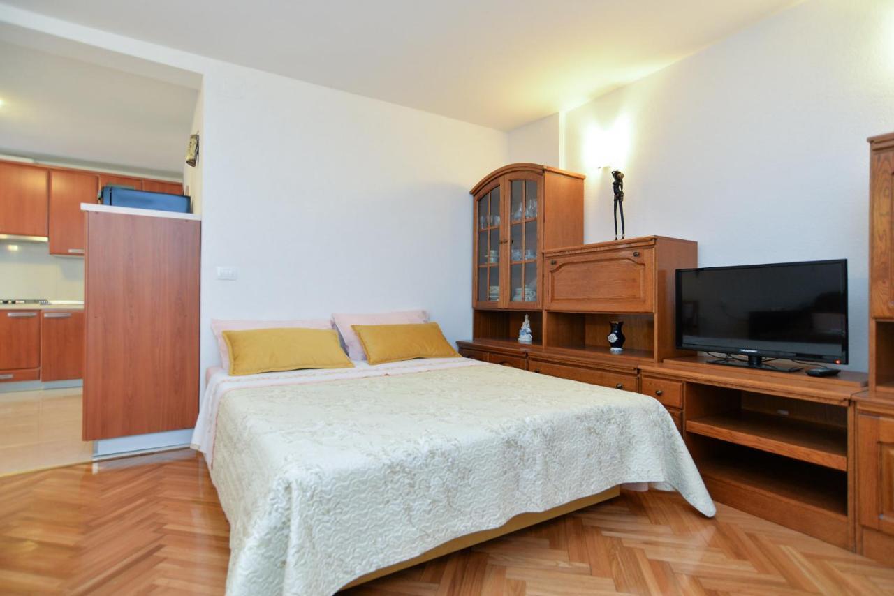 רוביני Apartment Snjezana 1064 מראה חיצוני תמונה