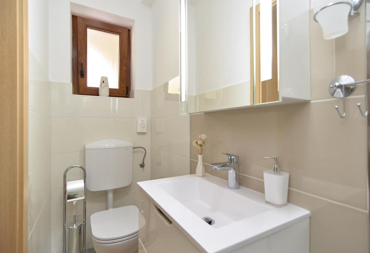 רוביני Apartment Snjezana 1064 מראה חיצוני תמונה